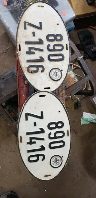German Oval License Plate 890 Z - 1416