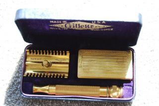 Vintage Gillette Shaving Safety Razor And Hard Case Box - Gold