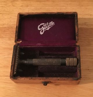Vintage 1904 Gillette Single Ring Razor W/box