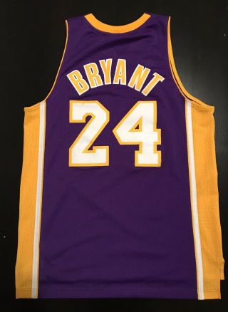 Kobe Bryant Adidas NBA Los Angeles Lakers Swingman Jersey Men ' s size Medium 3