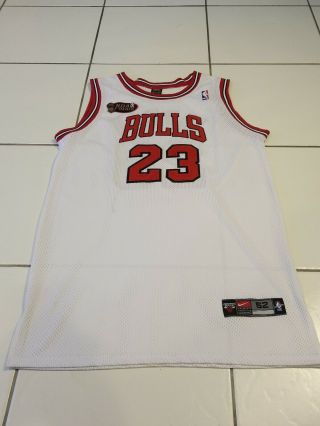 Michael Jordan 23 Nike Authentic 1997 - 98 Nba Finals Chicago Bulls Jersey Sz.  52