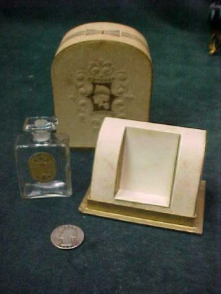 Vintage Perfume Bottle & Box Catogan De D 