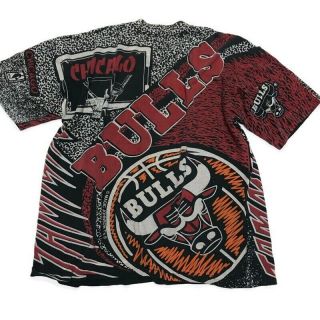Distressed Vintage 90’s Chicago Bulls Magic Johnson T’s All Over Print Tshirt Xl