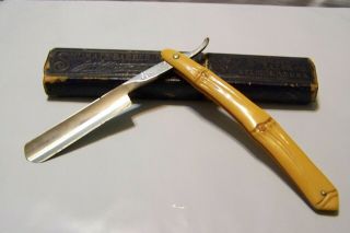 Shumate Straight Razor Peacemaker St.  Louis With Yellow Butter Handle