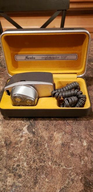 Vintage Norelco Electric Razor Vip Tripleheader Shaver With Side Trimmer