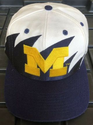 Vintage 90s Michigan Wolverines Logo Athletic Sharktooth Snapback Hat Cap