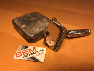 Vintage Gem Micromatic Single Edge Safety Razor W/ Tin Travel Case
