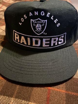 Vintage 90’s La Raiders Hat Cap Black Snapback Script Team Nfl Green Underbill