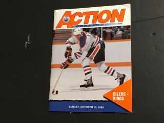Gretzky Beats Gordie Howe 1851 Edmonton Oilers Game Program Oct 15,  1989