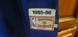 85/86 Hardwood Classics Mitchell Ness Patrick Ewing 33 Knicks 2xl Jersey.