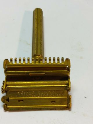 VINTAGE VALET AUTOSTROP SAFETY RAZOR CO.  MADE IN CANADA 3
