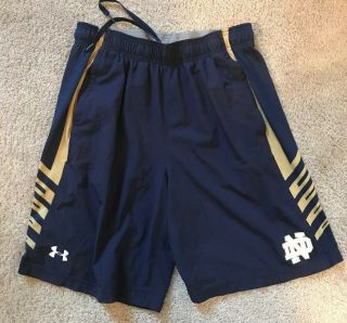 Under Armour Loose Team Issued Loose Notre Dame Football Shorts Large