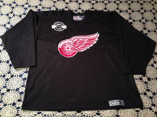 Nhl Detroit Red Wings Center Ice Black Ccm Practice Jersey