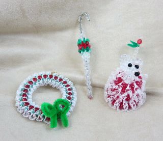 3 Vintage Plastic Bead Handmade Christmas Ornaments Mouse,  Wreath,  Candy Cane 3