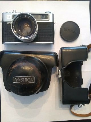 Yashica Electro 35 Camera With 1:1.  7 Lens,  Cap & Case