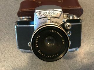 Vintage Exakta Vx Iia Camera With Carl Zeiss Jena 50mm Lens With Case
