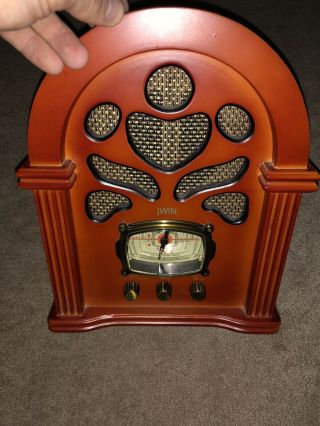 Vintage Table Top Tombstone Jwin Radio