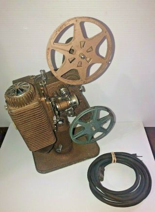 Vintage Revere De - Luxe 8mm Film Movie Projector Model 85