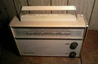 Vintage Grundig Yauht Boy Model 202 Multiband Radio