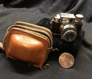 Vintage Miniature Camera TONE Anastigmat 1:3.  5 f25mm w leather case 2