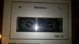 Sony SL - 2000 Betamax Portable Video Cassette Recorder np - 1 bp 2
