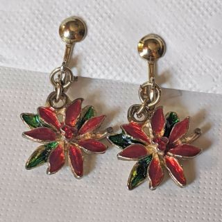 Vintage Green Red Enamel Poinsettia Flower Gold Tone Christmas Clip On Earrings