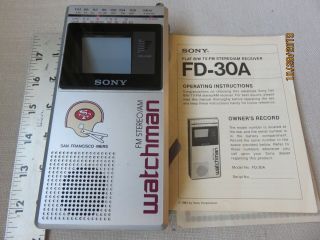 Sony Watchman FD - 30A portable AM FM radio TV VHF UHF PREOWED W/ Case 3