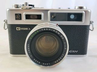Vintage Yashica Electro 35 G Gsn Color - Yashinon Dx 1:1.  7 45mm Lens