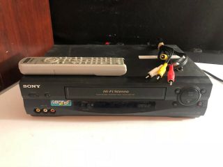 Sony Slv - N55 Vcr Vhs Player Recorder With Remote And Video Cables