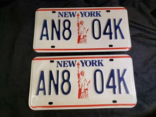 Real Vintage York Ny Statue Of Liberty License Plate Set Embossed