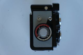 Gray Yashica 44LM - 1959 4x4 cm TLR 3