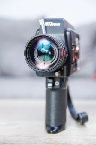 Nikon R8 - 8 camera,  Cine NIKKOR Zoom 1:1.  8 f=7.  5 - 60mm 3