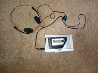 Vintage Sanyo M - G95 Portable Cassette And Radio Play With Headphones