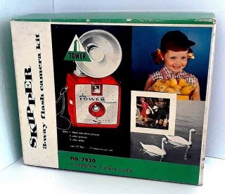 Vintage Tower Skipper 3 Way Flash Camera Kit No.  7930