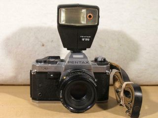 Pentax Program 35mm Film Slr Camera W/50mm F2 Smc Pentax - A Lens & Flash.