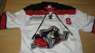 AHL PORTLAND PIRATES MAINE HOCKEY JERSEY EMBROIDERED CND 20 IN PIT TO PIT 2
