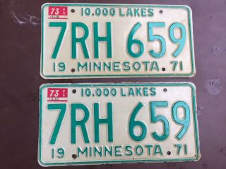 1971 Matched Pair Minnesota License Plates
