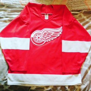 Size Adult Large Detroit Red Wings Ccm Red Nhl Hockey Jersey