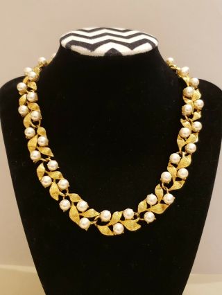 Vintage Signed Napier Goldtone Faux Pearl Floral Leaf Collar Necklace