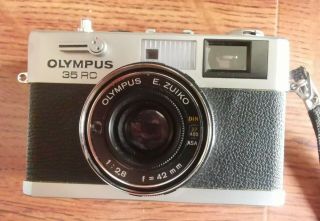 Vintage Olympus 35 Rc 35mm Rangefinder Film Camera Zuiko 42 Mm F/2.  8 Lens.  Flash