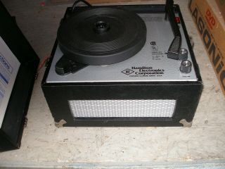 Hamilton Electronics Corp Record Player Model 910 Vtg 4 Speed Built In Speaker