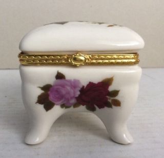 Vintage Hand - Painted Crafted Floral Flowers Porcelain Footed Trinket Box