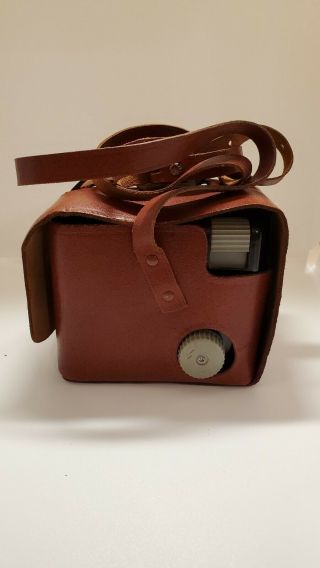VINTAGE Kodak Brownie Hawkeye Box Camera with carry case and box 3