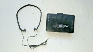 Sony Wm - Af22 Fm/am Walkman Radio Cassette Player