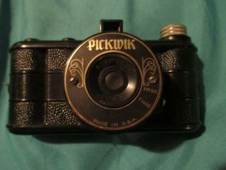 Vintage Pickwik Bakelite Camera,  Graf Lens 50mm