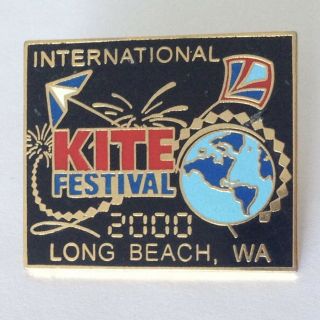 Kite Flying Festival Long Beach 2000 Pin Badge Vintage Sport (n21)