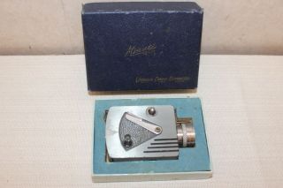 Vintage Universal Camera Corporation Minute 16 Spy Camera