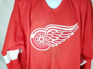 Detroit Red Wings NHL Hockey CCM Red Jersey Size Adult XL No Name 2