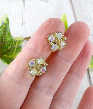 Vintage Small Gold Tone Metal & Aurora Borealis Crystals Clip On Earrings