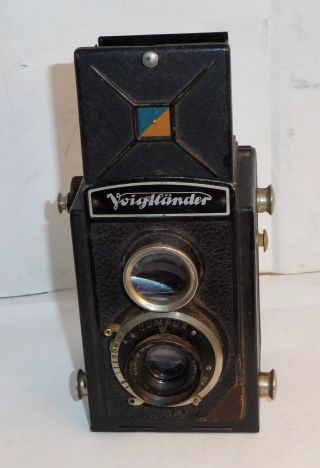 Voigtlander Brillant Tlr Camera 75mm F/4.  5 Skopar